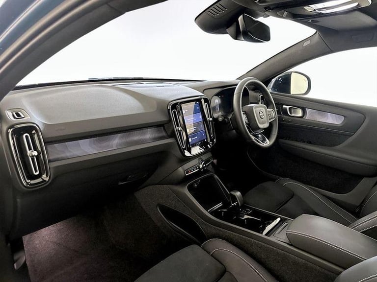 2023 Volvo C40 Twin Recharge 78kWh Ultimate Auto AWD 5dr Automatic SUV Electric Automatic