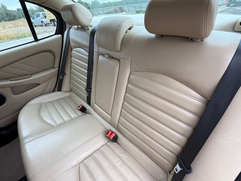2008 Jaguar X-Type 2.2 X-Type SE Auto 4dr Saloon Diesel Automatic