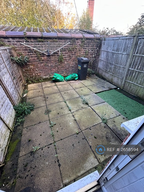 2 bedroom house in Collingwood Street, Carlisle, CA2 (2 bed) (#2658594)