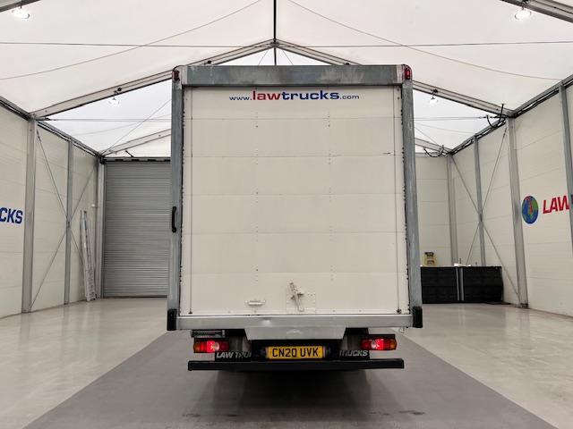 Mitsubishi Fuso Canter 7C18 Day Cab Box Van  