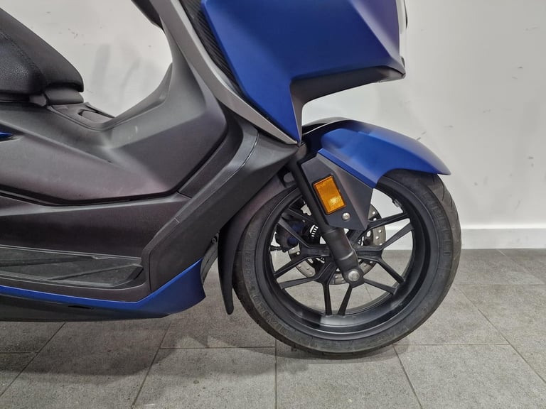 2021 Honda Forza 350, Heated Grips, Electric Screen, UnderSeat Storage, NSS350