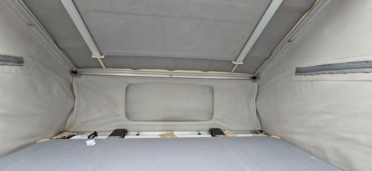 1999 Mazda Bongo Friendee 2.5 litre Automatic Petrol / LPG Pop Top Campervan