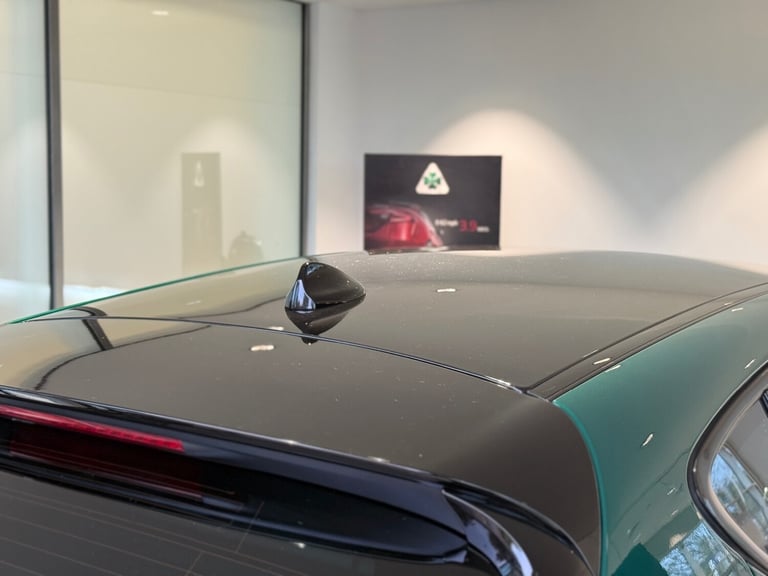 2025 Alfa Romeo Tonale 1.3 PHEV Tributo Italiano 5dr Auto Hatchback Petrol Parallel PHEV Automatic