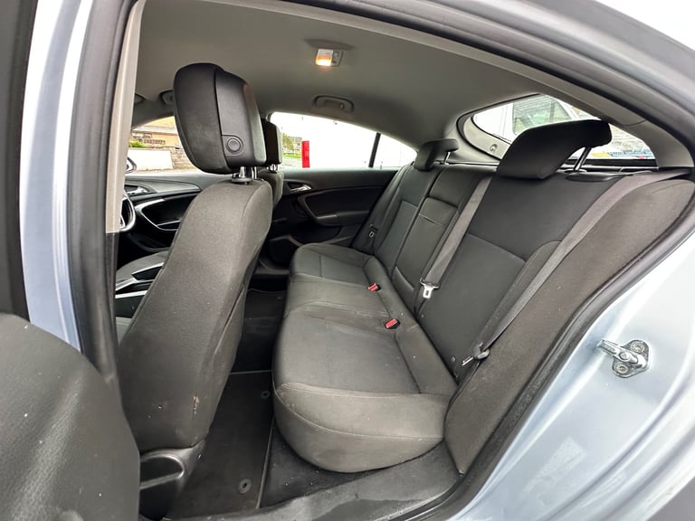 Vauxhall, INSIGNIA, Hatchback, 2013, Manual, 1956 (cc), 5 doors