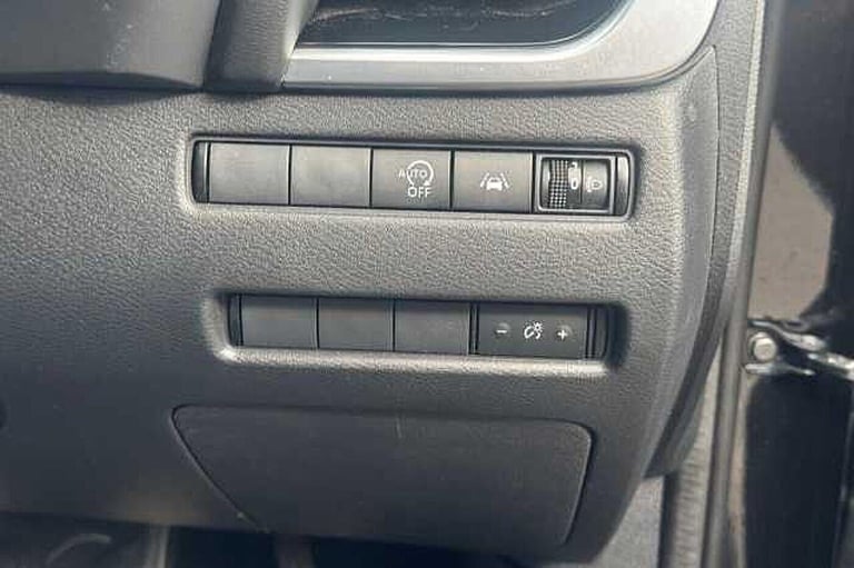 2022 Nissan Qashqai 1.3 DiG-T MH N-Connecta 5dr HATCHBACK Petrol/Electric Hybrid Manual