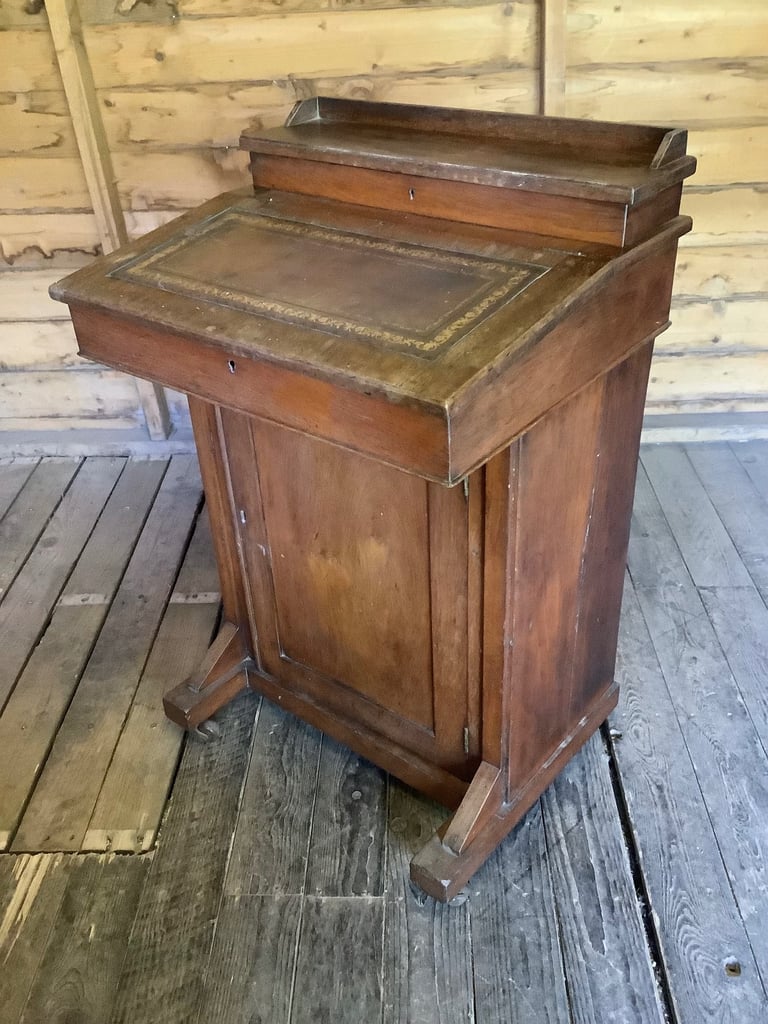 Victorian walnut brown leather insert davenport with ink wells & wheel castors