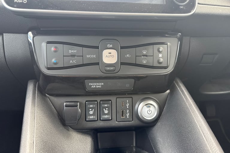 2021 Nissan Leaf 110kW N-Connecta 40kWh 5dr Auto Hatchback Electric Automatic