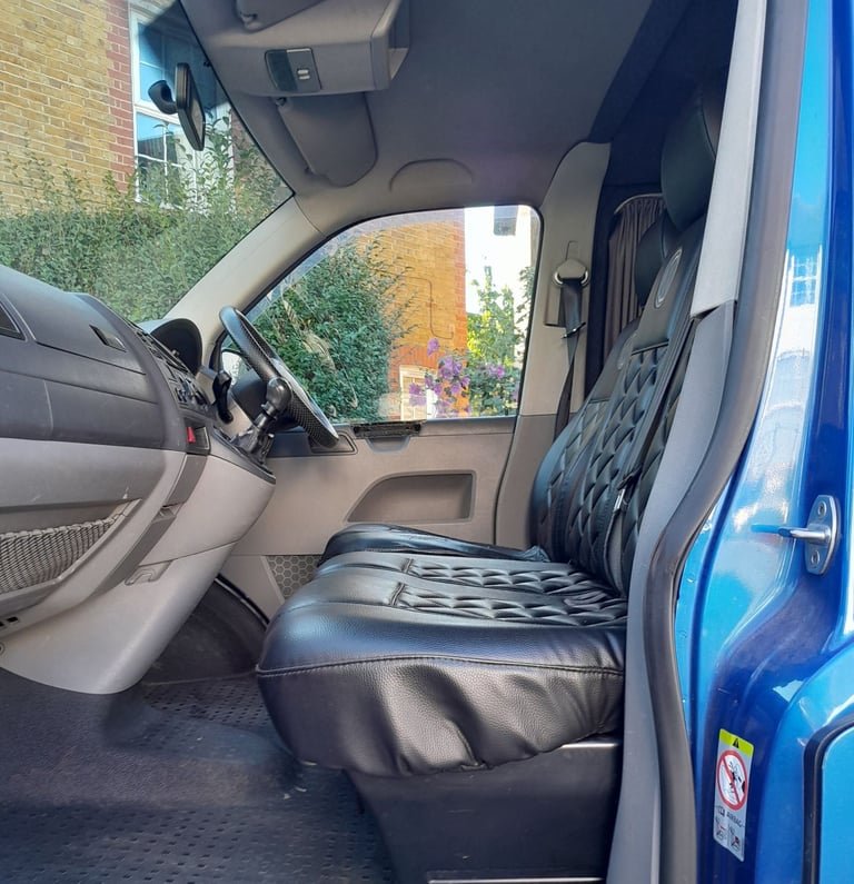 Volkswagen Transporter T5 camper 11 month mot 