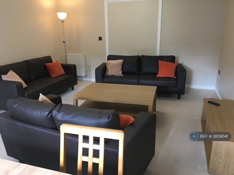 7 bedroom house in Gadwall Croft, Newcastle-Under-Lyme, ST5 (7 bed) (#2659041)