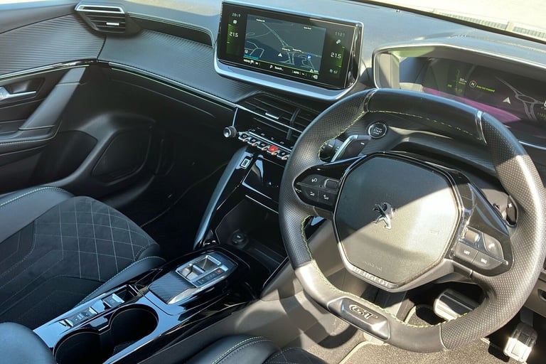  Peugeot 208 1.2 Puretech Gt Premium Hatchback 5dr Petrol Eat Euro 6 s/s 130 Ps