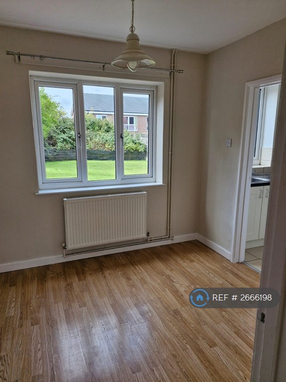 3 bedroom house in Merrivale Road, Stafford, ST17 (3 bed) (#2666198)