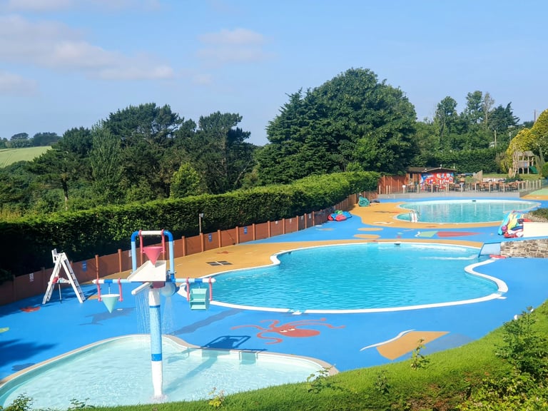 Cheap Static Caravan For Sale Only £19995 with no Site Fees To Pay Until 2027