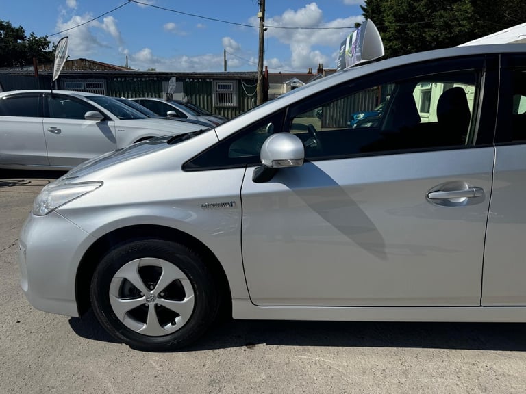 2012 Toyota Prius 1.8 VVTi Excel 5dr  Hatchback Petrol/Electric Hybrid Automatic