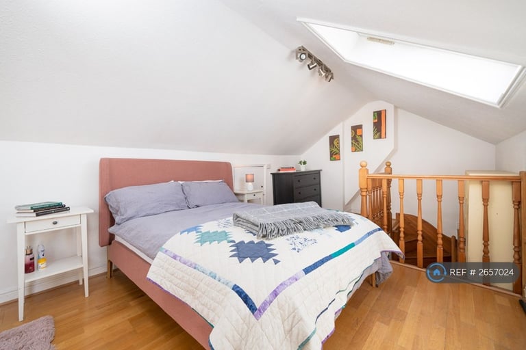 4 bedroom house in Arragon Gardens, London, SW16 (4 bed) (#2657024)