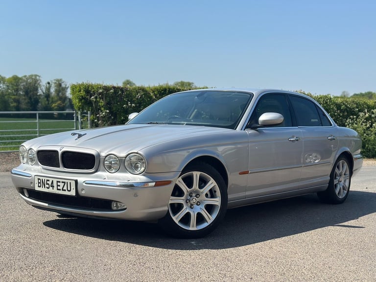  Jaguar XJ 4.2 XJ8 SE 4dr Petrol Automatic