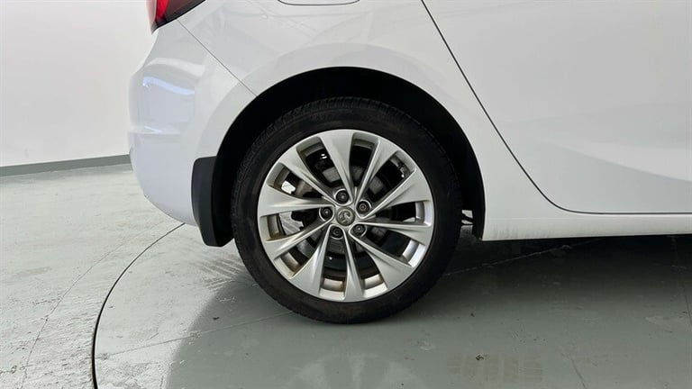 2017 Vauxhall Astra 1.4T 16V 125 Energy 5dr HATCHBACK PETROL Manual