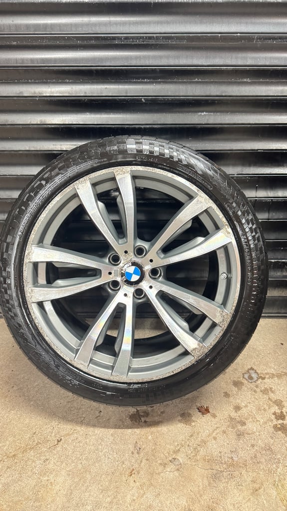 20" GENUINE BMW 469M ALLOYS & TYRES FOR BMW F15 F16 BMW X5 SILVER