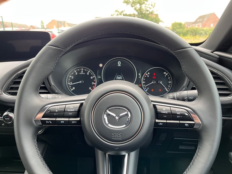  Mazda 3 2.5 E Skyactiv G Mhev Exclusive Line Hatchback 5dr Petrol Manual Euro