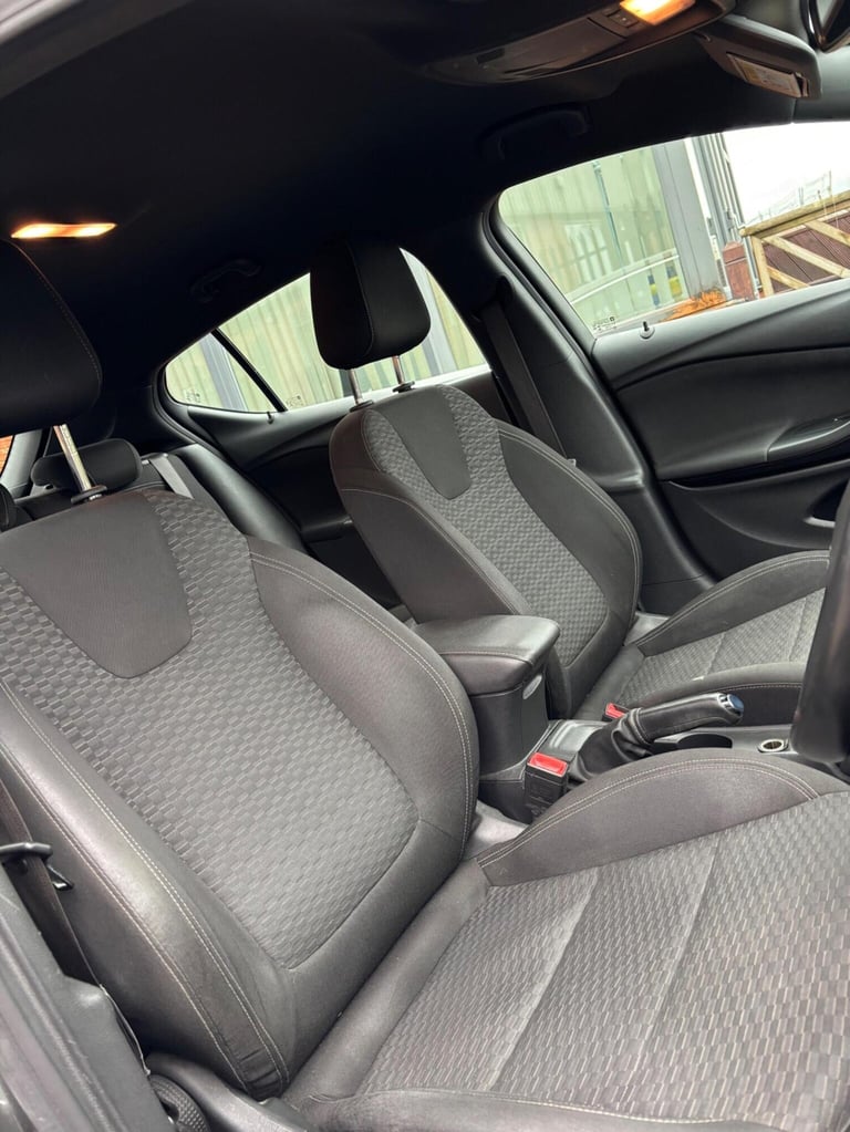 VAUXHALL ASTRA 1.4i SRi Euro 6 5dr 2017