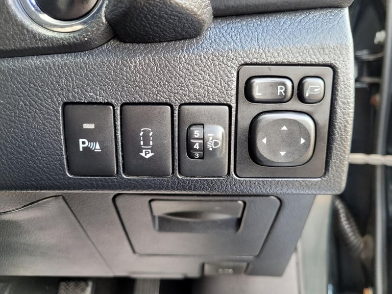 2014 Toyota Auris 1.6 V-Matic Excel Touring Sports Euro 5 5dr ESTATE Petrol Manual