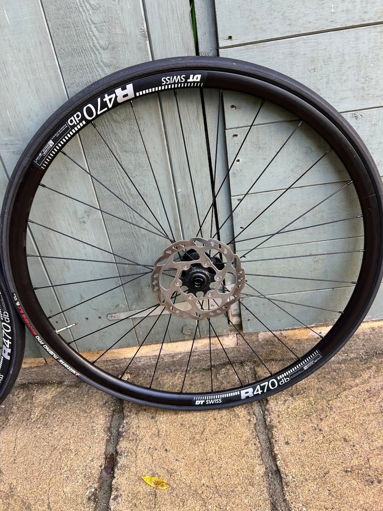 image for DT-Swiss R470 wheelset 