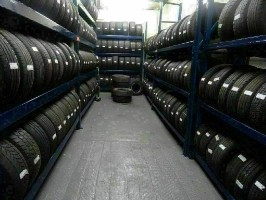 set of 235 55 18 hankook tyres 6-7mm tread £160 set fitd n bal £80 pair opn 7 days