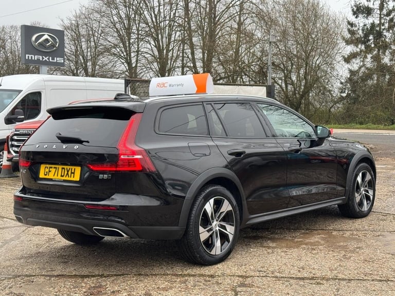 2021 Volvo V60 2.0 B5P Cross Country 5dr AWD Auto ESTATE PETROL Automatic