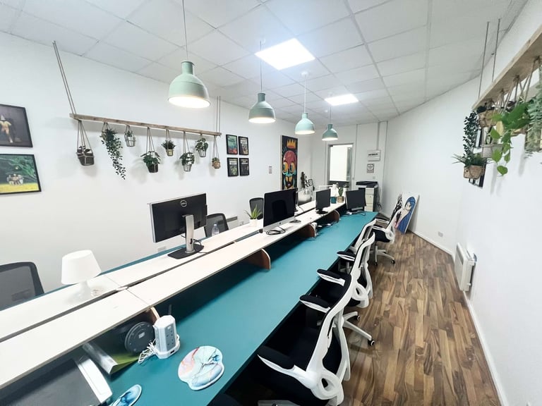 Desk Space | Coworking | Dedicated Desk | Creative Space | Office In Leytonstone East London E10