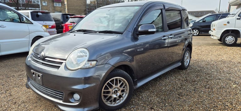 2007 Toyota Sienta PASSENGER SEAT WELCAB, 52,590 Miles, Petrol Autoc
