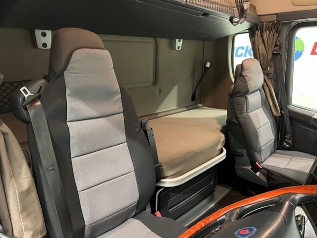 Scania R450 6x2 Midlift Highline Tractor Unit