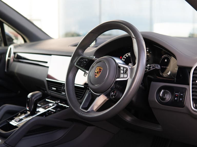  Porsche Cayenne S 5dr Tiptronic S Petrol