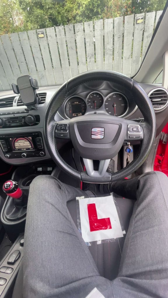 Seat, LEON, Hatchback, 2012, Manual, 1197 (cc), 5 doors