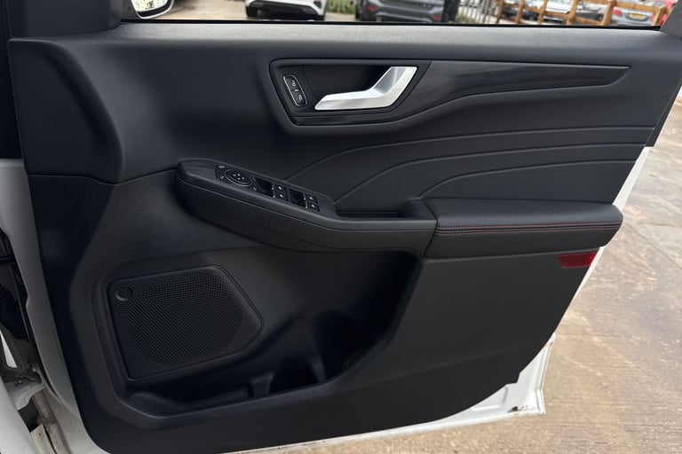 2021 Ford Kuga 1.5 EcoBoost 150 ST-Line Edition 5dr SUV PETROL Manual