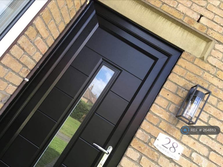 2 bedroom flat in Marton, Marton-In-Cleveland, Middlesbrough, TS7 (2 bed) (#2648113)