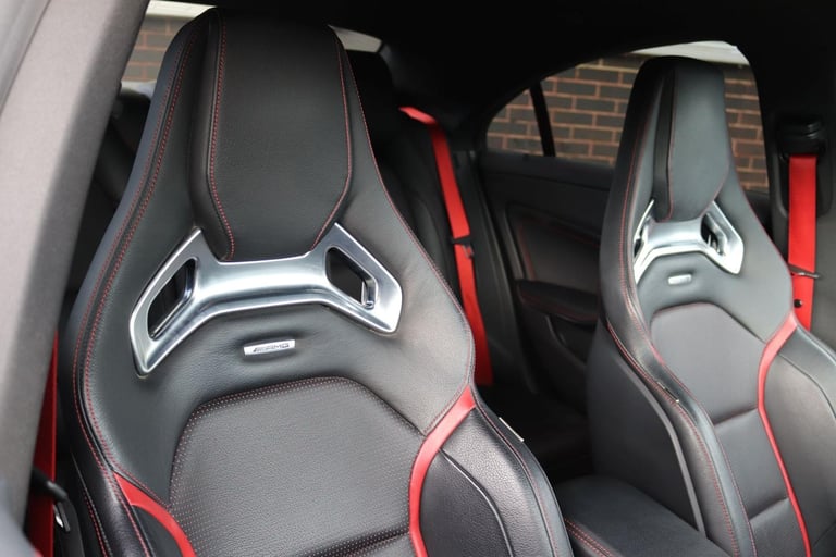  Mercedes-Benz CLA 2.0 CLA45 AMG Coupe SpdS DCT 4MATIC - AMG EXHAUST - FULL SPEC