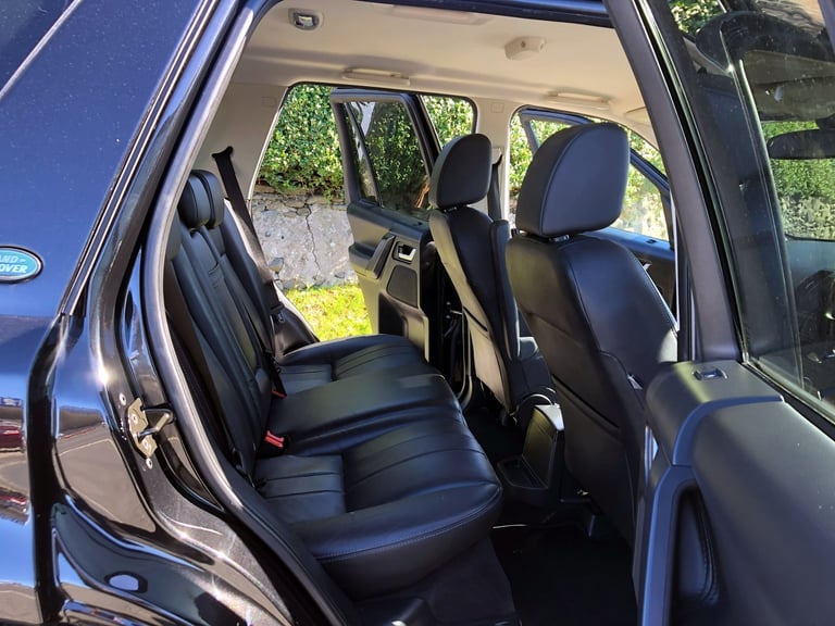 2013 LAND ROVER FREELANDER 2 2.2 TD4 GS AUTOMATIC 4X4 - FULL SERVICE HISTORY