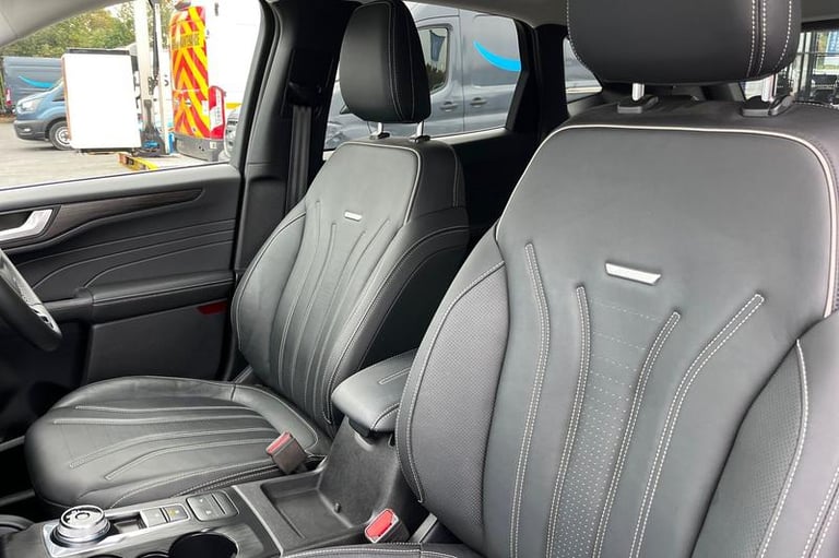 2023 Ford Kuga 2.5 FHEV Vignale 5dr CVT - POWER TAILGATE, HEATED SEATS, REVERSING CAMERA - Estate...