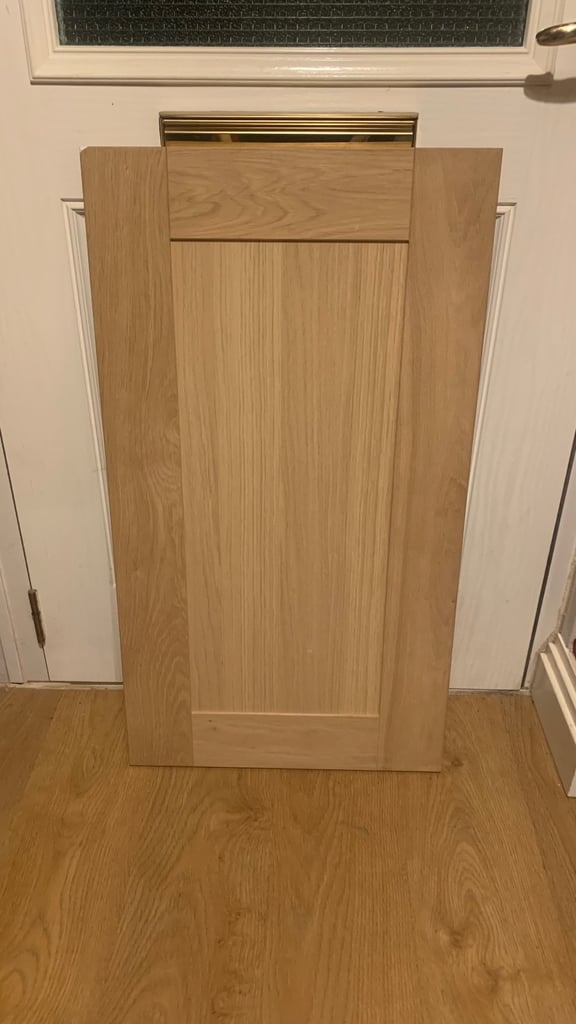 Solid oak shaker kitchen door 