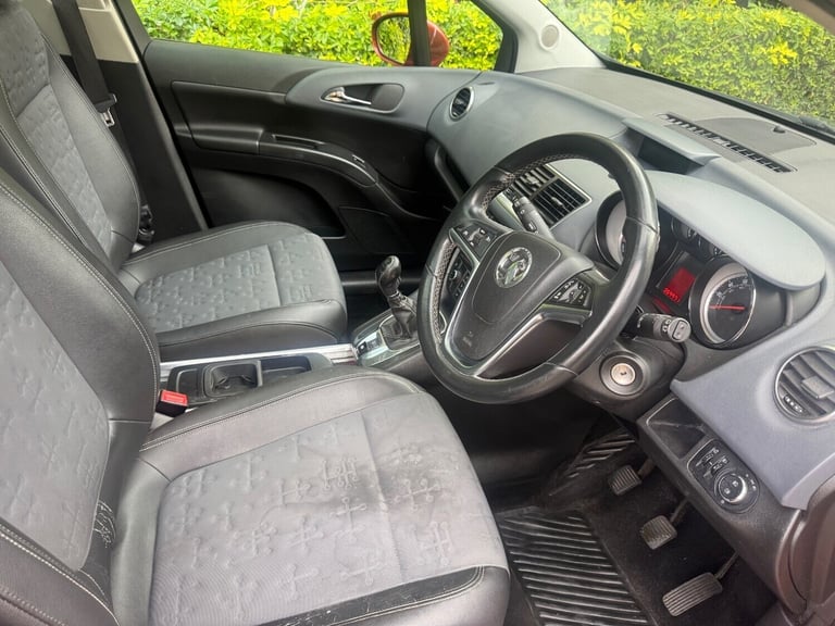 2013 Vauxhall Meriva 1.4i 16V SE 5dr MPV Petrol Manual