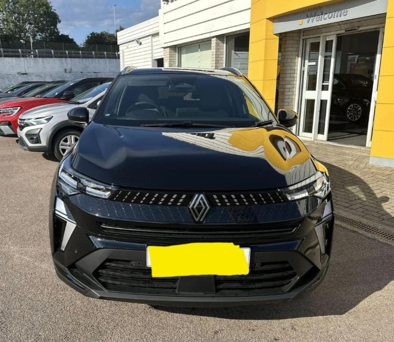 image for Renault captur 2024 on front end parts wanted. 
