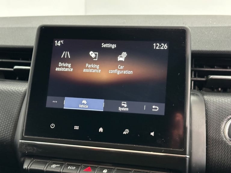 2019 Renault Clio 1.0 TCe Iconic Hatchback 5dr Petrol Manual Euro 6 (s/s) (100 ps) Hatchback Petr...