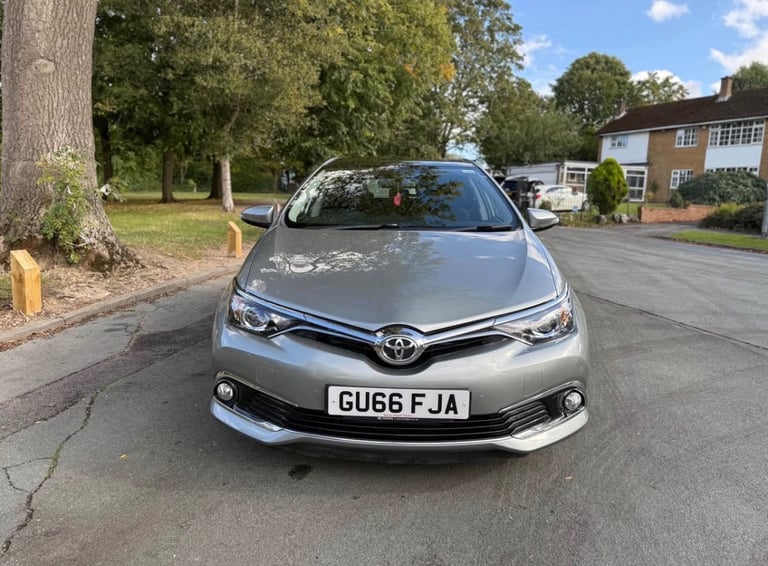 Toyota, AURIS, Hatchback, 2016, Manual, 1598 (cc), 5 doors