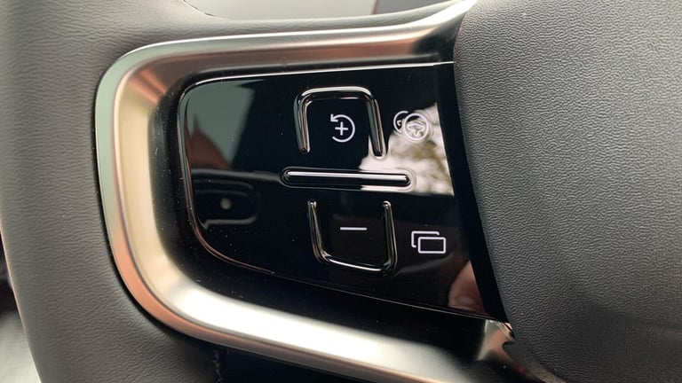 2025 Volvo EX30 Ultra Twin Motor Performance ESTATE Electric Automatic