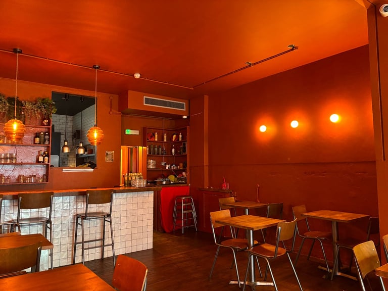 Licensed Restaurant Space Available – Stoke Newington High Street