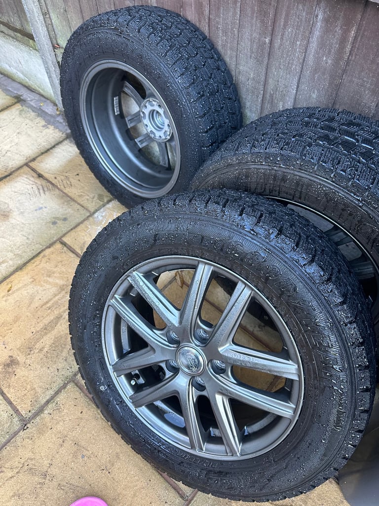 image for Toyota estima tyres wheels 3x