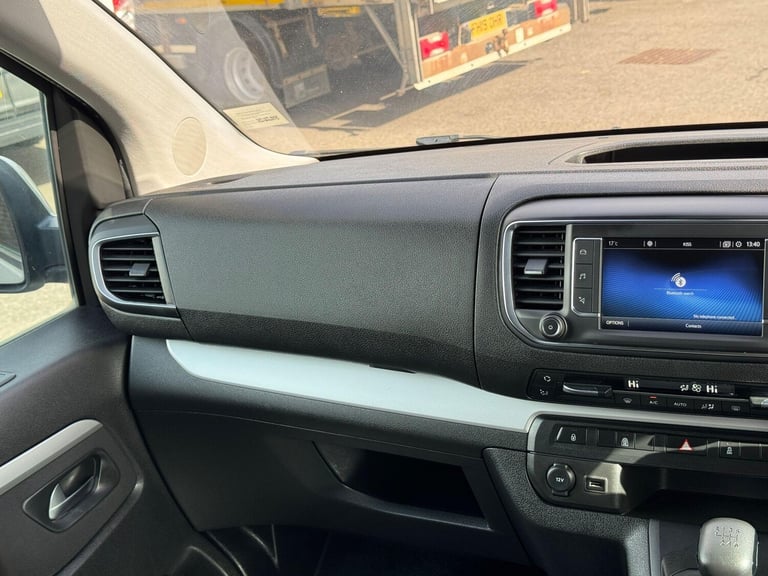2017 Toyota PROACE CITY Verso 1.6D Shuttle Medium MPV MWB Euro 6 (s/s) 5dr (9 Seat) MPV Diesel Ma...
