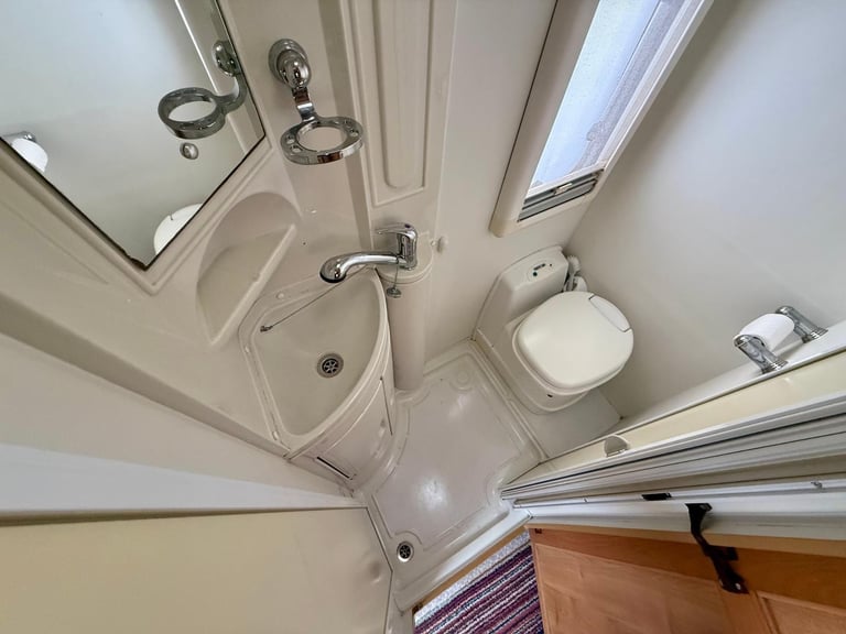 Auto-trail Tracker SE 2 Berth End Kitchen Motorhome For Sale 