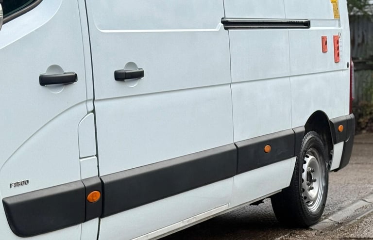 2015 Vauxhall Movano 2.3 CDTi 3500 BiTurbo ecoFLEX FWD L3 H2 Euro 5 (s/s) 5dr