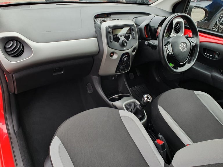 2017 Toyota AYGO 1.0 VVT-i X-Play 5dr Hatchback Petrol Manual
