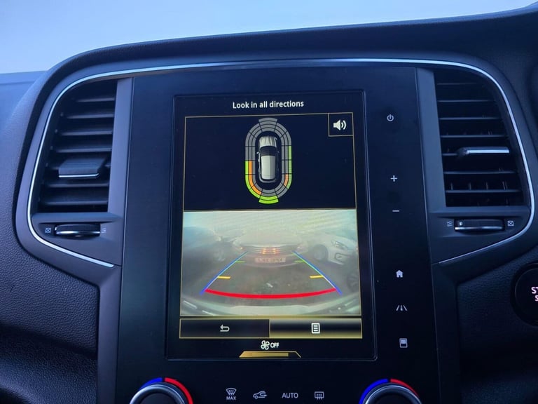 2016 Renault Megane 1.5 dCi Dynamique S Nav EDC Euro 6 5dr Hatchback Diesel Automatic